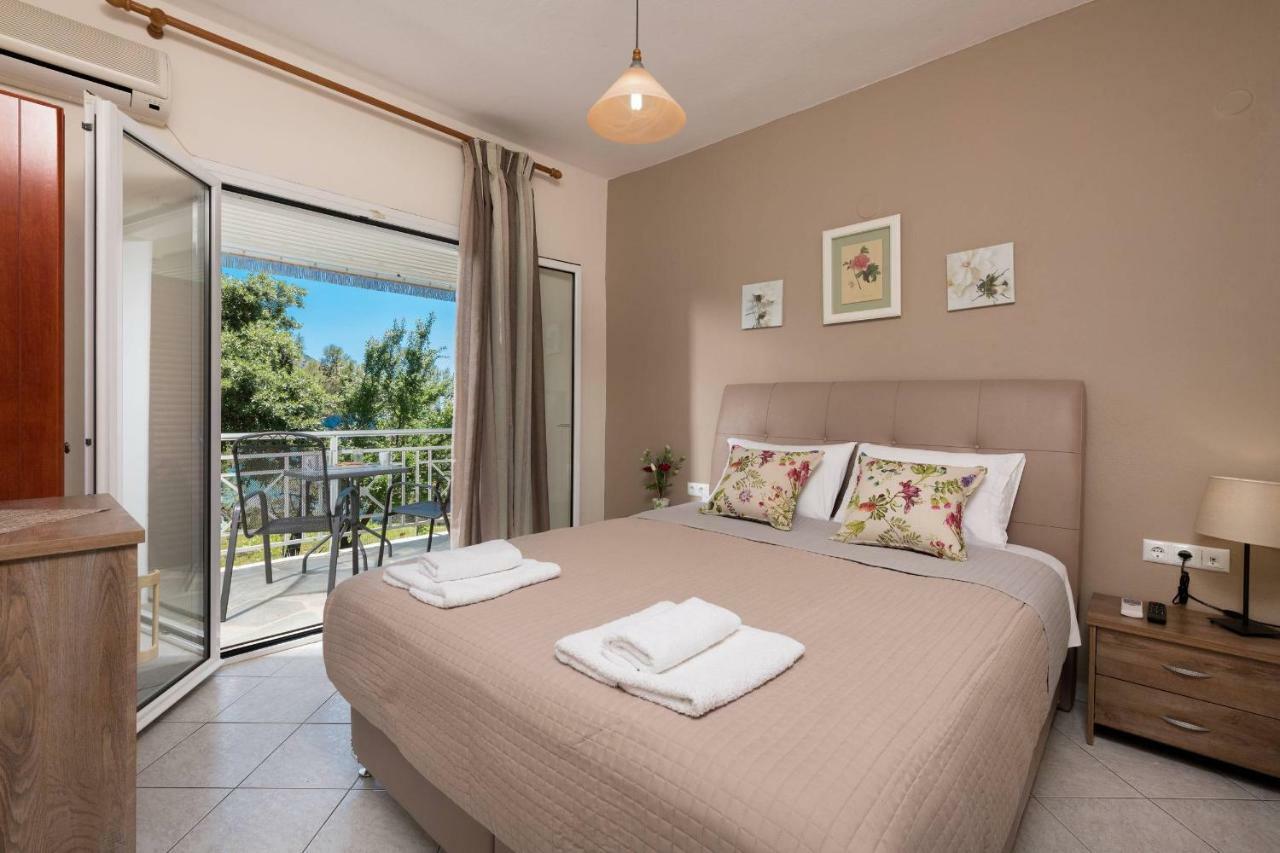 Pension Giannis Αdults Only Koinira Exterior foto