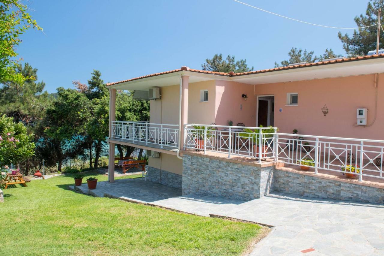 Pension Giannis Αdults Only Koinira Exterior foto